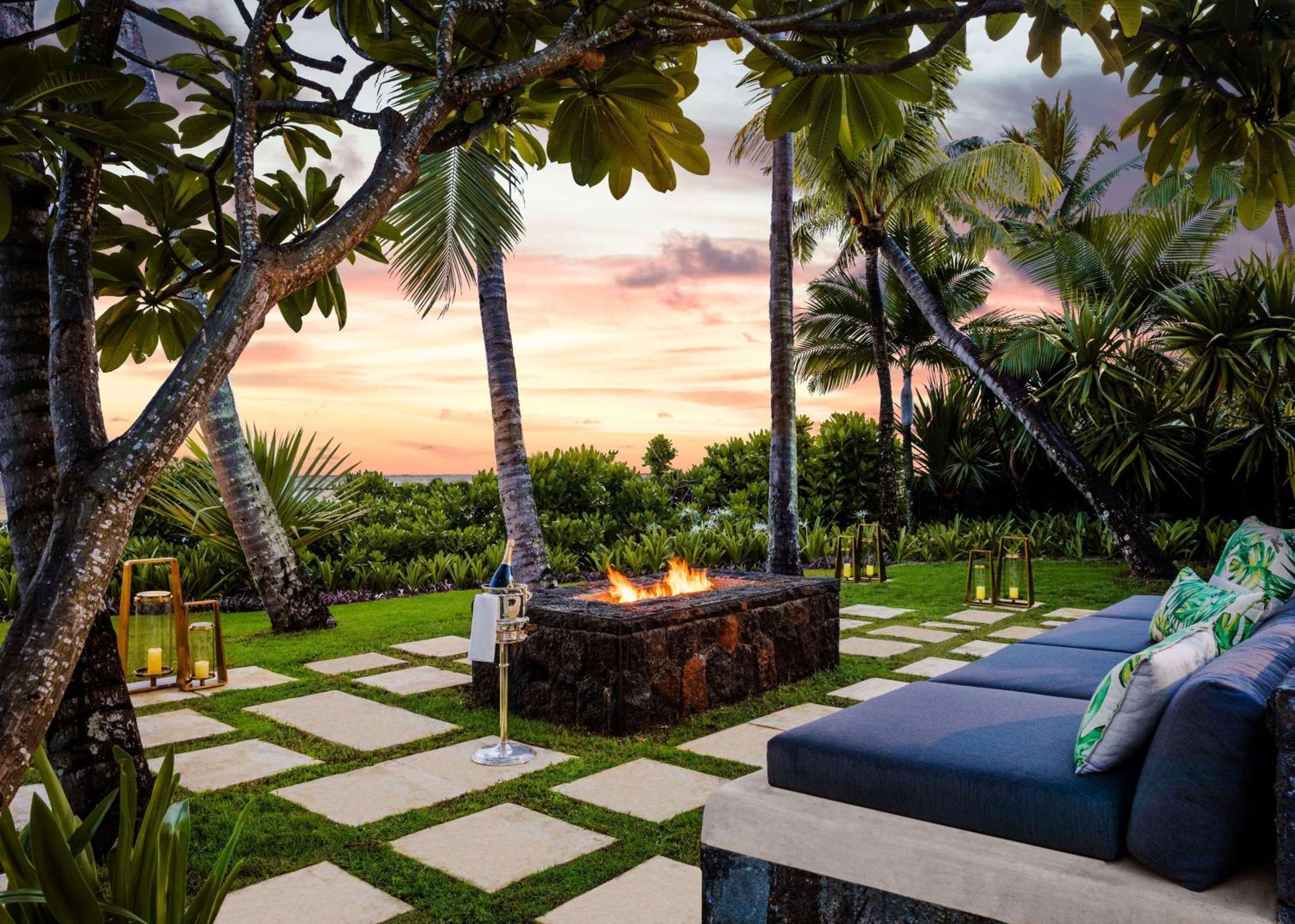 Отель One&Only Le Saint Geran, Mauritius Бель Мар Экстерьер фото